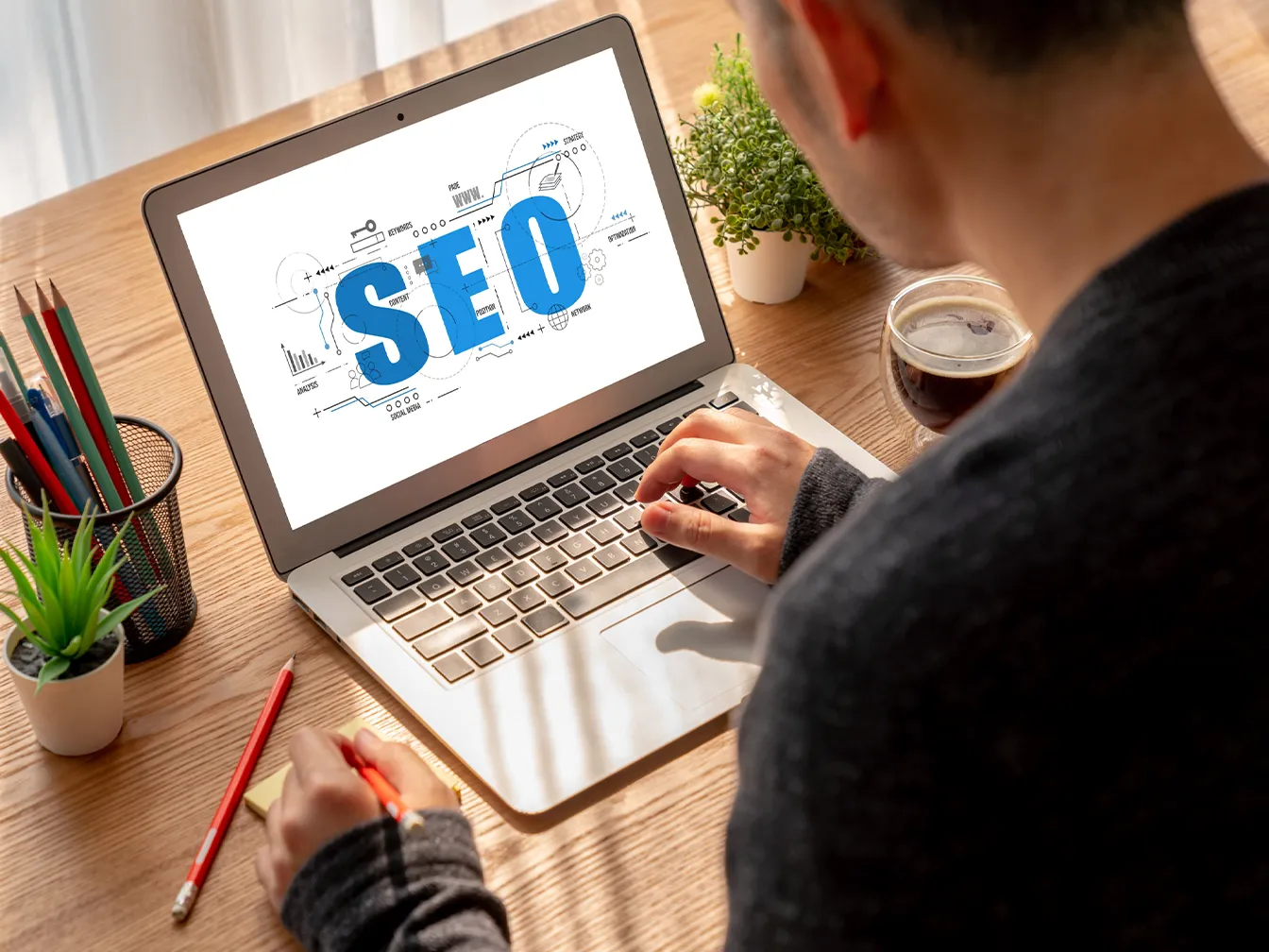 how long should a blog post be for seo point of view